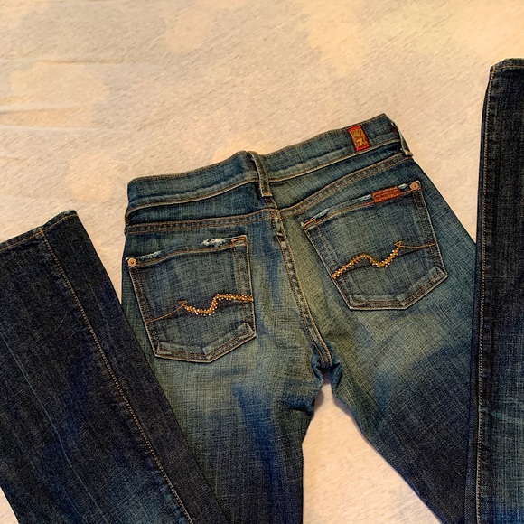 7 For All Mankind - Picture 1 of 3